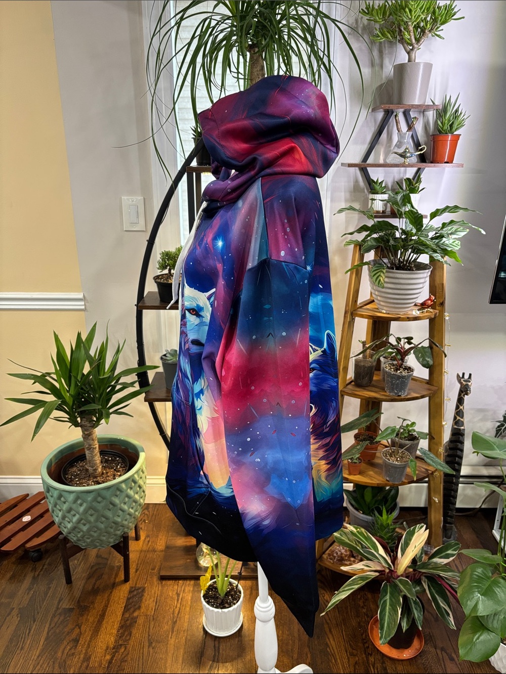 🦒Woman’s Galaxy Wolf Zip Hoodie Vibrant Blue & Purple size 2X - Picture 2 of 6